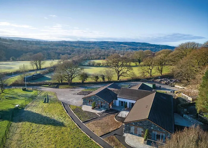 Suite 2 - Sleeping Giant Hotel - Pen Y Cae Inn